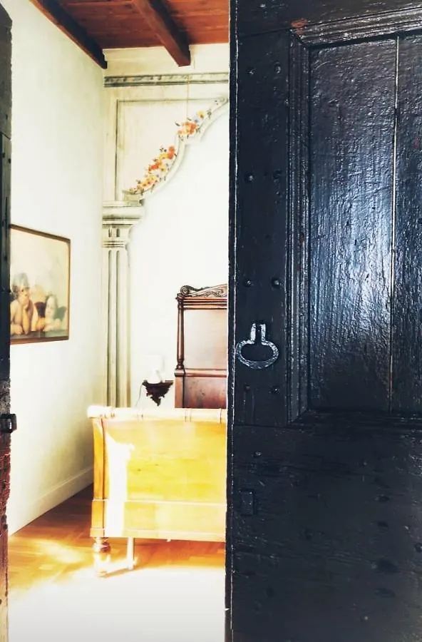 B&B Dimora Delle Donnole Bergamo Alta Italy