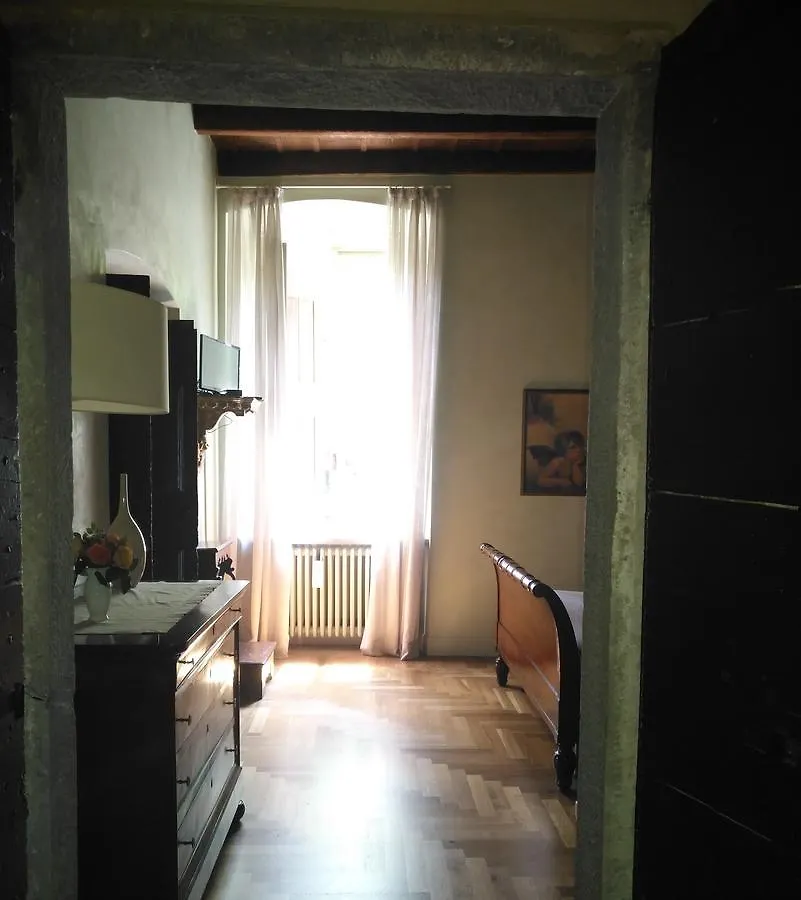 B&B Dimora Delle Donnole Bergamo Alta 3*,  Italy